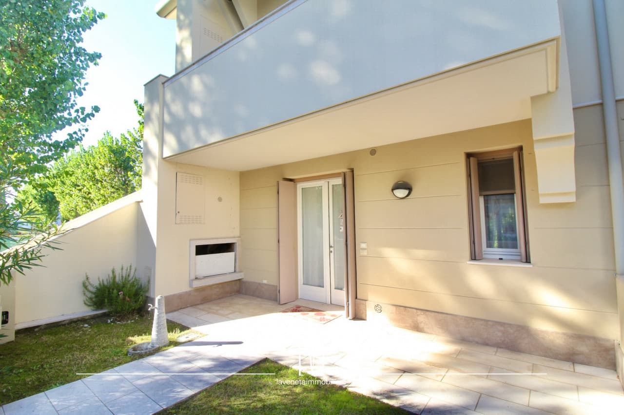 002  Img 4541 Wmk 0.jpg