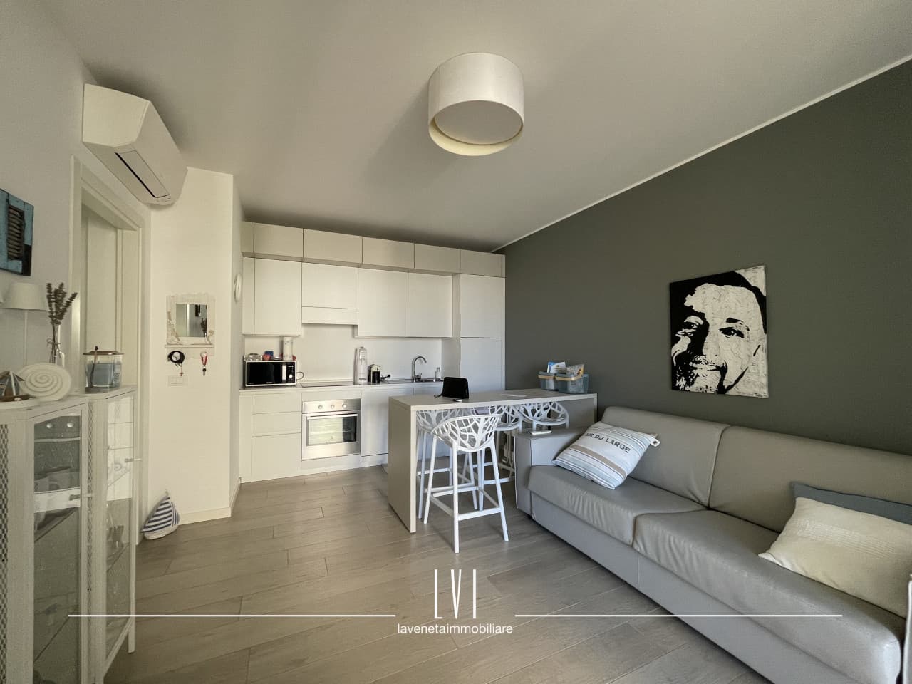 002  Img 9069 Wmk 0.jpg