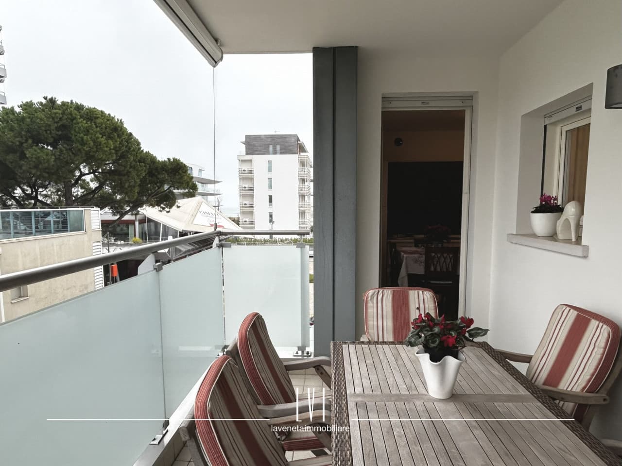 002  Img 4157 Wmk 0.jpg