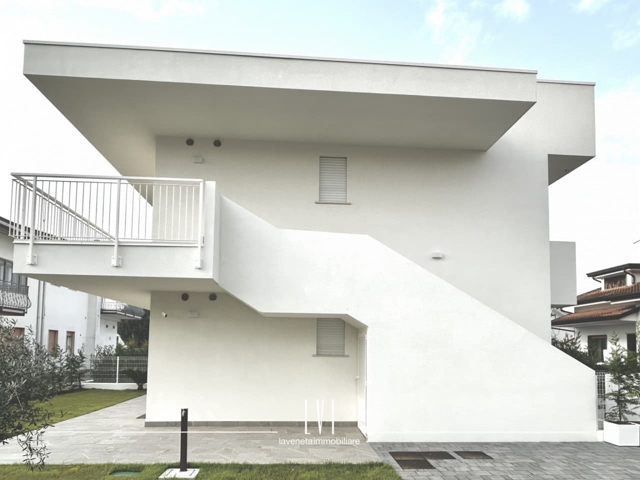 001  Img 2778 Wmk 0.jpg