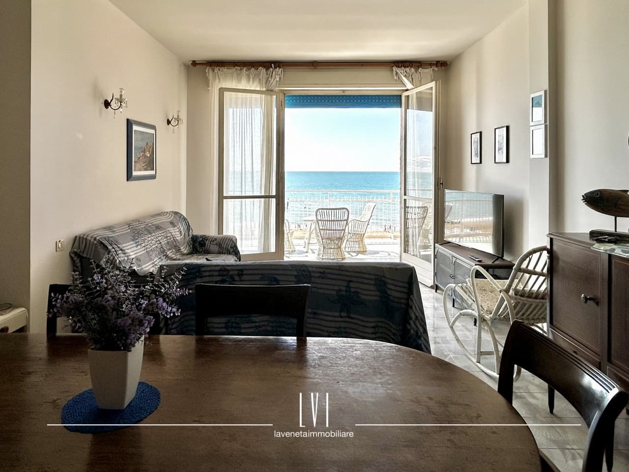 001  Img 0019 Wmk 0.jpg