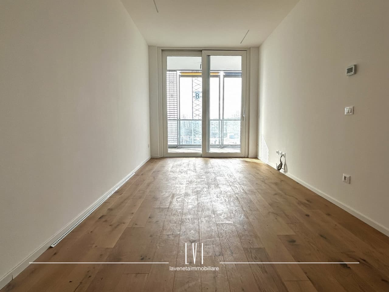 002  Img 4373 Wmk 0.jpg