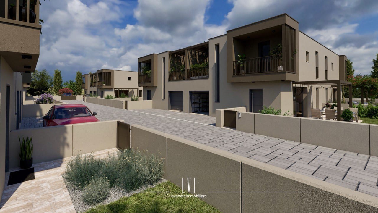 000  Img C3290621d35b 1 Wmk 0.jpg